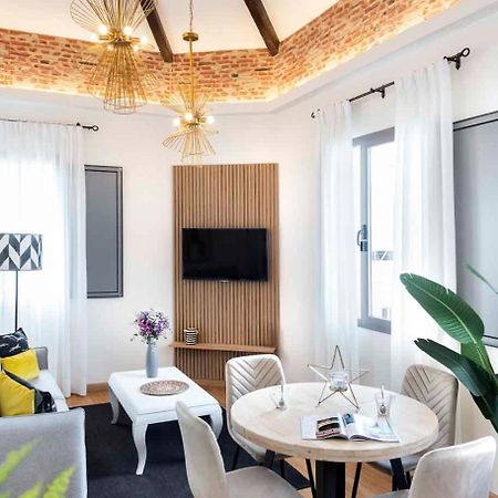 Apartamento Familiar Nuevo De Diseno En La Mejor Zona De Triana, Parking Included Севілья Екстер'єр фото
