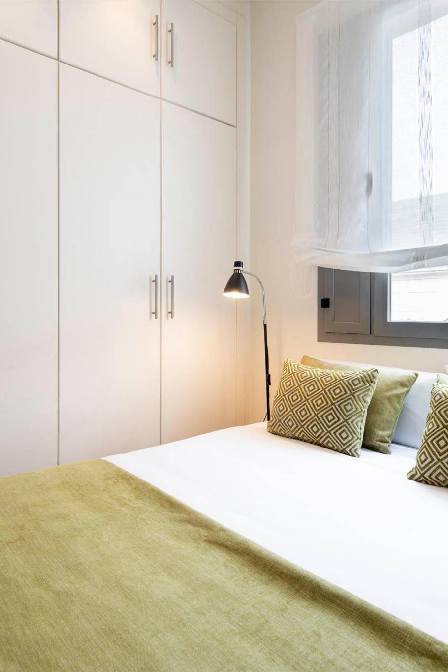 Apartamento Familiar Nuevo De Diseno En La Mejor Zona De Triana, Parking Included Севілья Екстер'єр фото